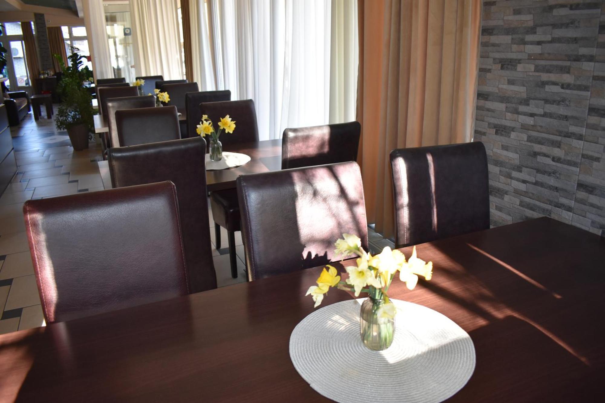 Garni Hotel Lion Jagodina Exterior foto