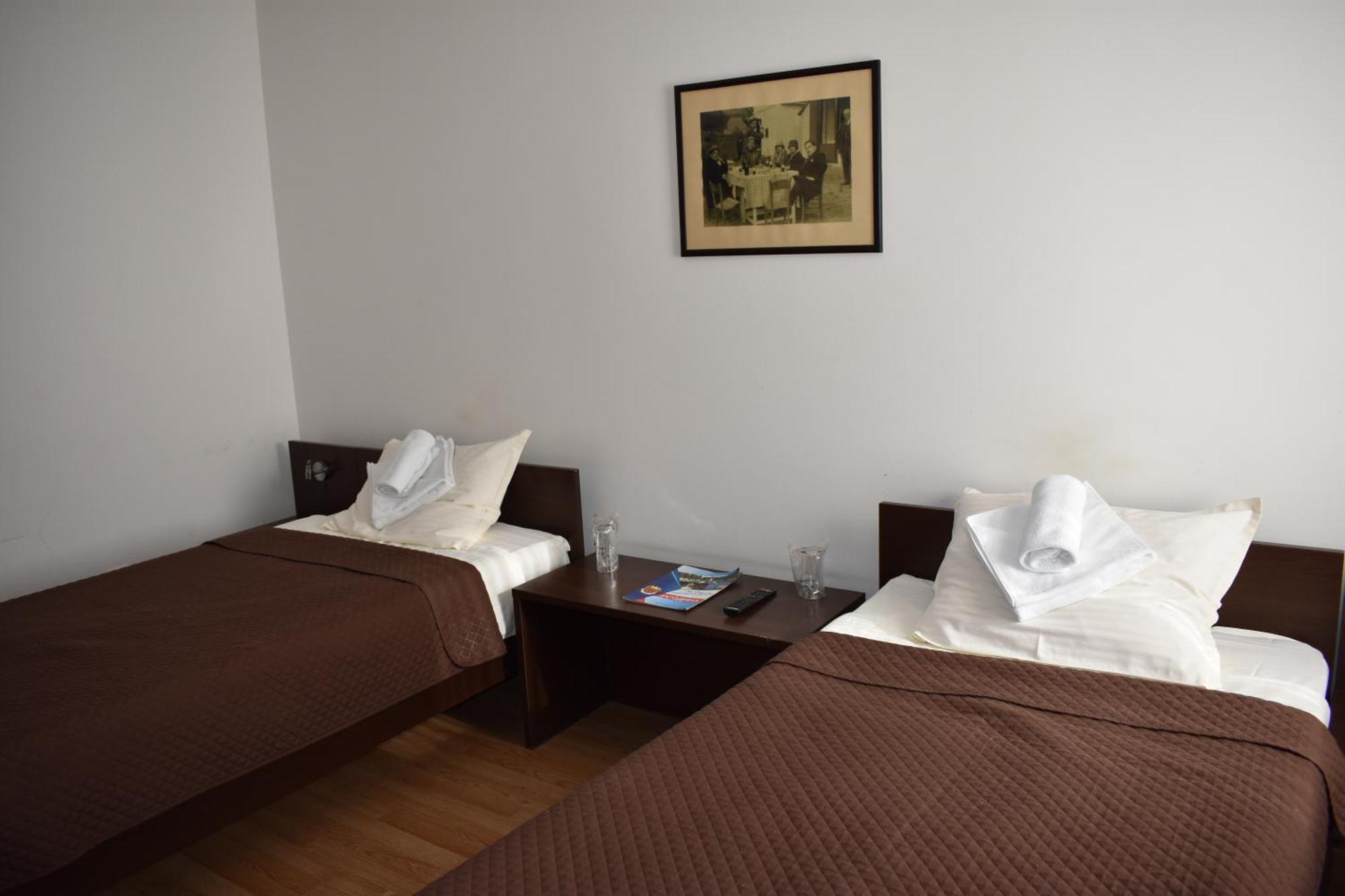 Garni Hotel Lion Jagodina Exterior foto